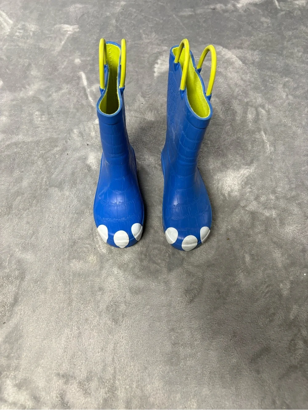 Cat&Jack Kids Blue Dino Rain Boots with Neon Handles